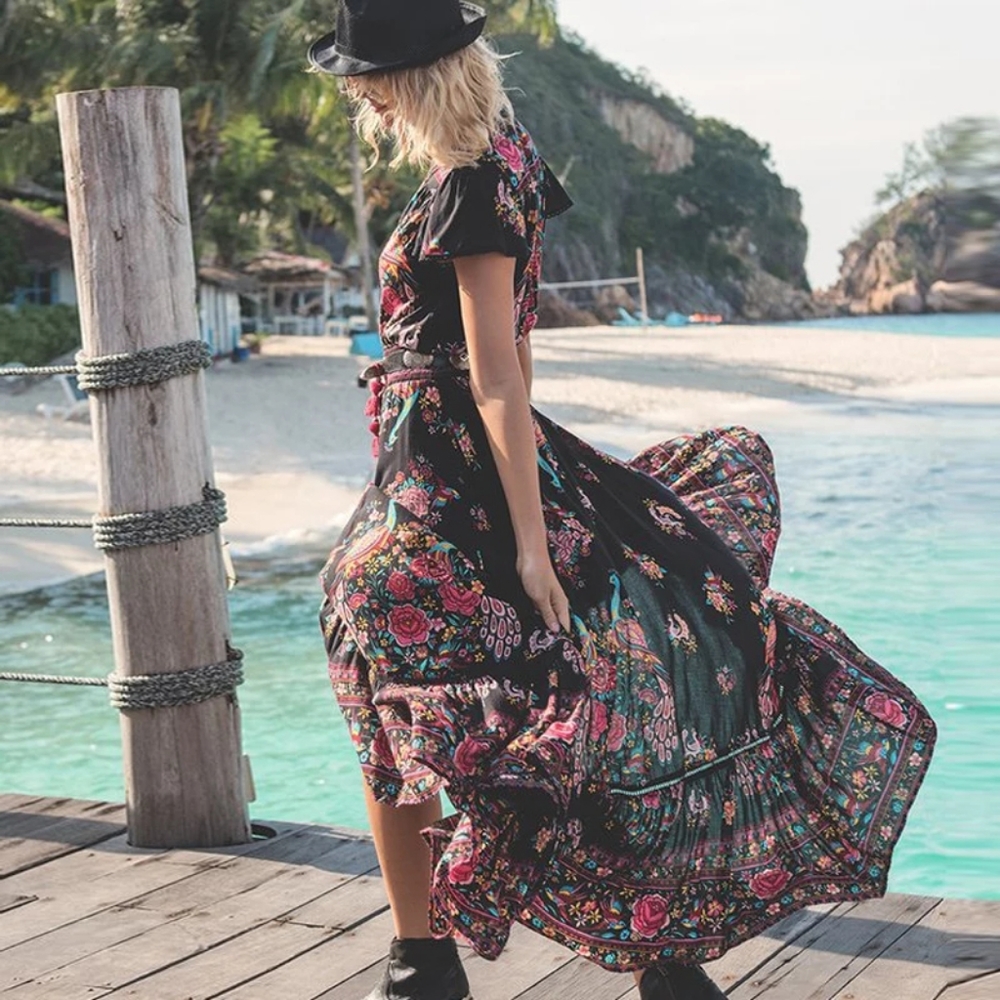 Elegant Beach/ Party Dress/1 Day Sale - Picture 4 of 15